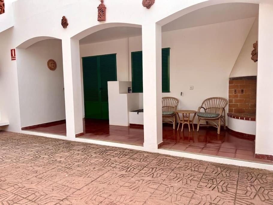 Villa Skiba Es Calo  Exteriör bild
